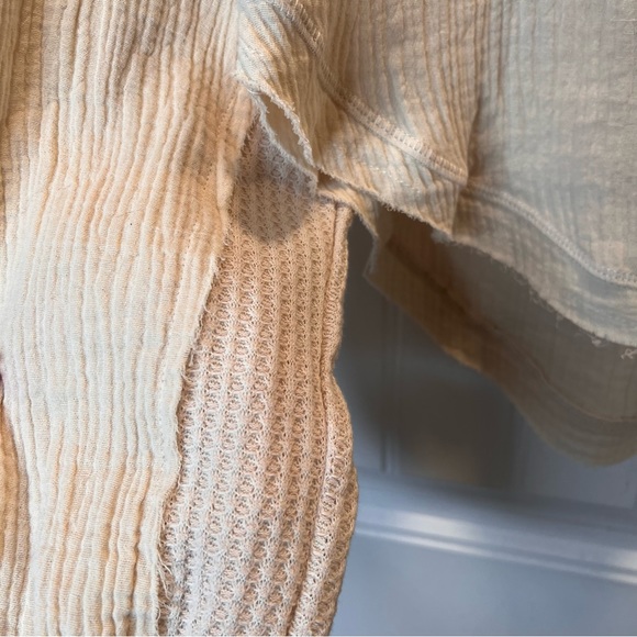 Promesa Lightweight Tan Long Sleeved Chest Pocket Blouse. Size Small. NWT. - Picture 6 of 13